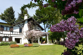  Hosteria del Prado  Сан-Карлос-Де-Барилоче